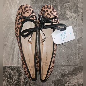 Time and Tru Women's Leopard Print String Bow Ballet Flats In Size 7 NWT